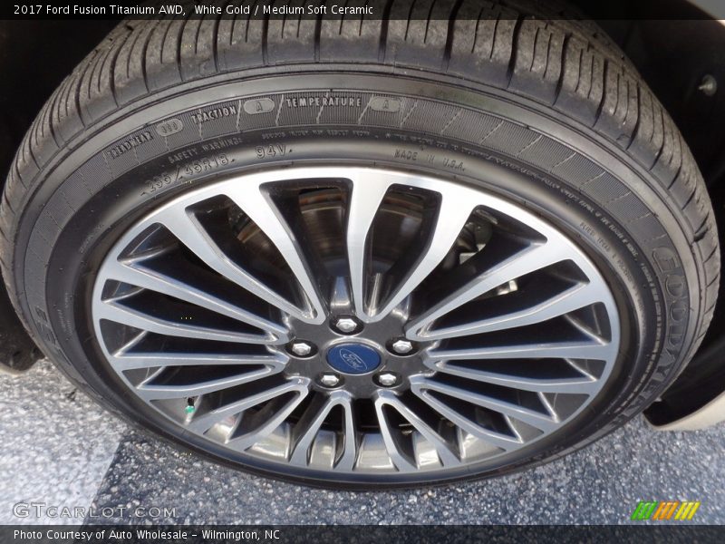 White Gold / Medium Soft Ceramic 2017 Ford Fusion Titanium AWD