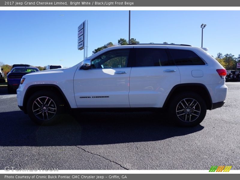 Bright White / Black/Light Frost Beige 2017 Jeep Grand Cherokee Limited