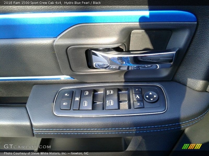 Hydro Blue Pearl / Black 2018 Ram 1500 Sport Crew Cab 4x4