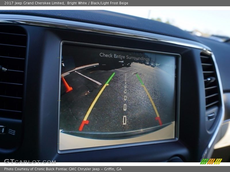 Bright White / Black/Light Frost Beige 2017 Jeep Grand Cherokee Limited