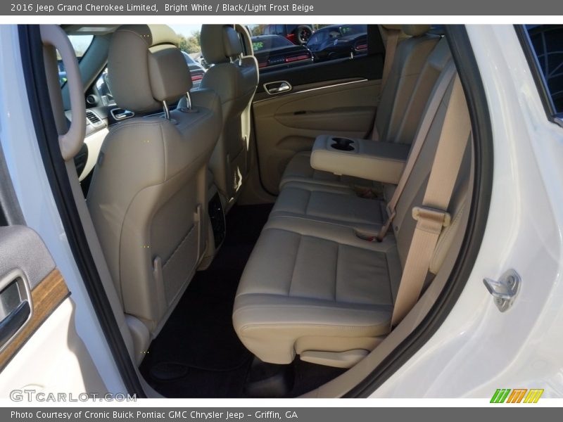 Bright White / Black/Light Frost Beige 2016 Jeep Grand Cherokee Limited
