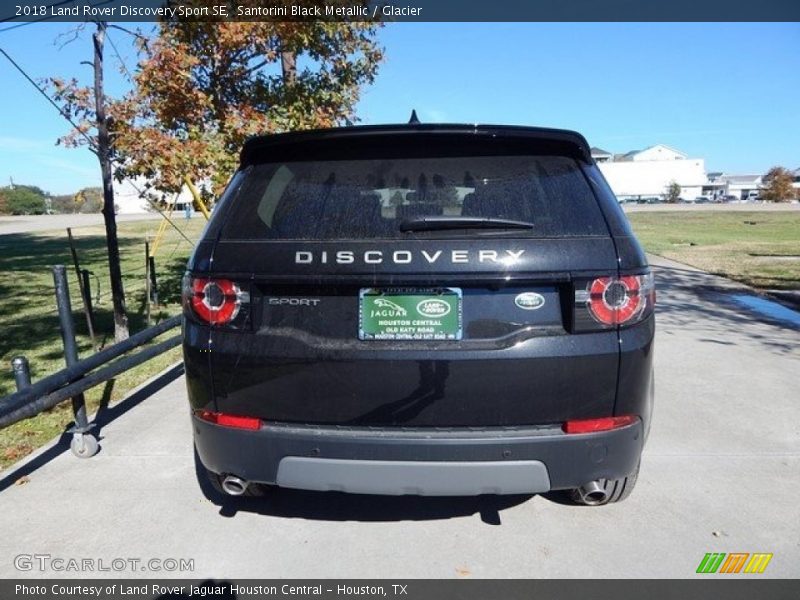 Santorini Black Metallic / Glacier 2018 Land Rover Discovery Sport SE