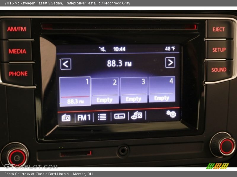 Reflex Silver Metallic / Moonrock Gray 2016 Volkswagen Passat S Sedan