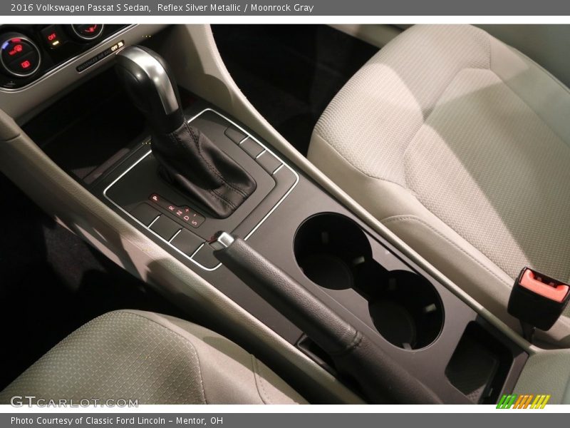 Reflex Silver Metallic / Moonrock Gray 2016 Volkswagen Passat S Sedan