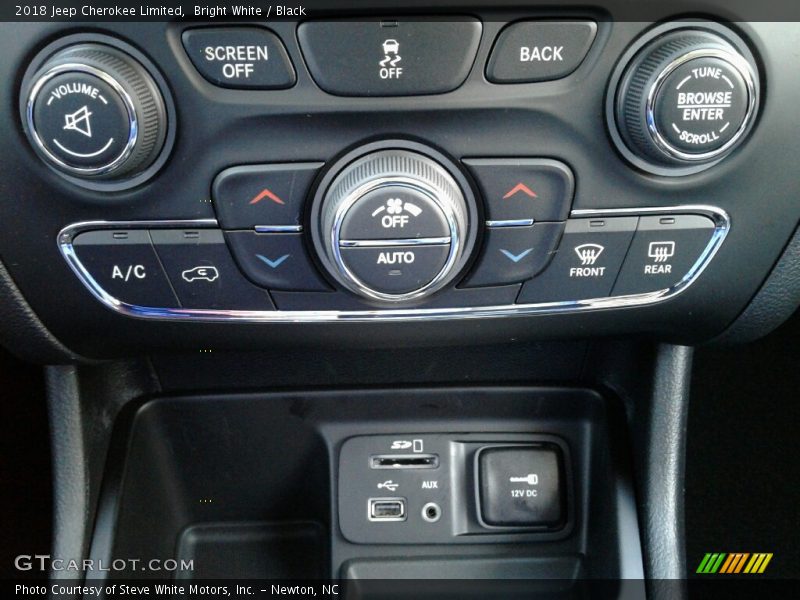 Bright White / Black 2018 Jeep Cherokee Limited