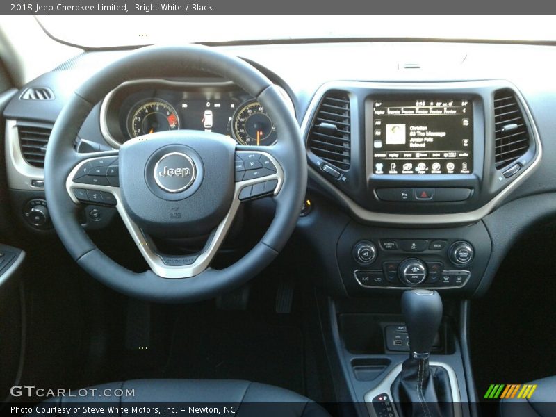 Bright White / Black 2018 Jeep Cherokee Limited