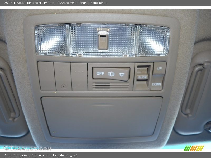 Blizzard White Pearl / Sand Beige 2012 Toyota Highlander Limited