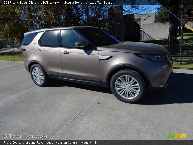 Kaikoura Stone / Vintage Tan/Ebony 2017 Land Rover Discovery HSE Luxury