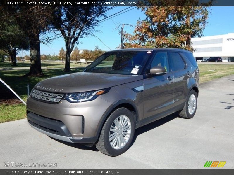 Kaikoura Stone / Vintage Tan/Ebony 2017 Land Rover Discovery HSE Luxury