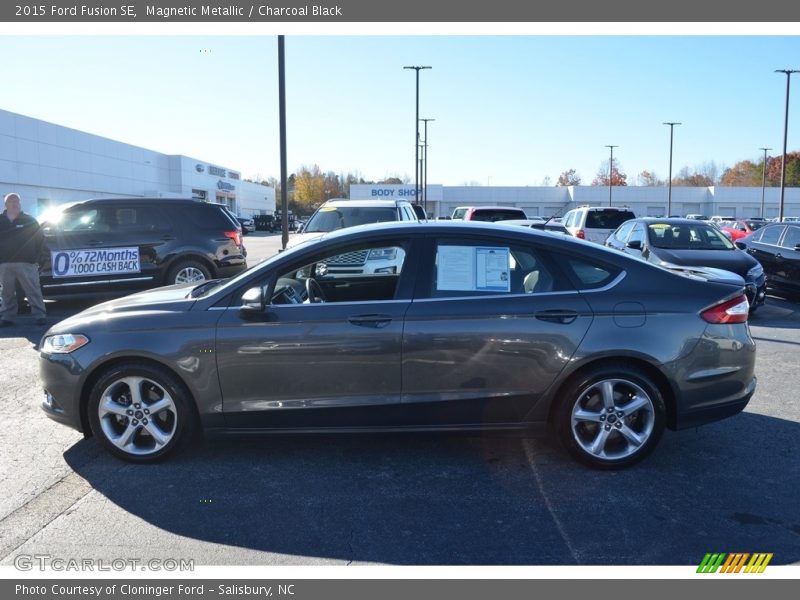 Magnetic Metallic / Charcoal Black 2015 Ford Fusion SE