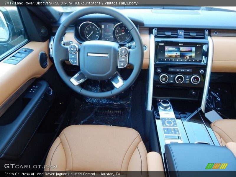 Kaikoura Stone / Vintage Tan/Ebony 2017 Land Rover Discovery HSE Luxury