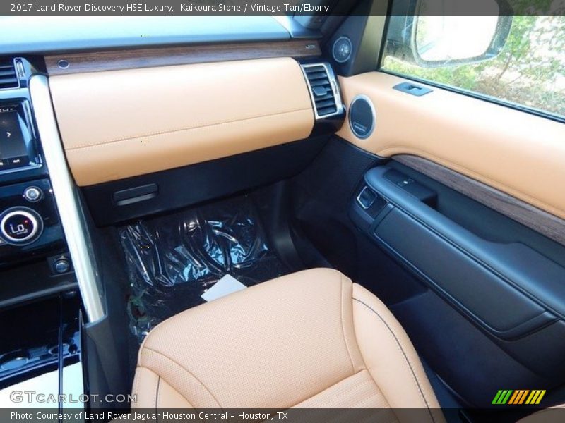 Kaikoura Stone / Vintage Tan/Ebony 2017 Land Rover Discovery HSE Luxury