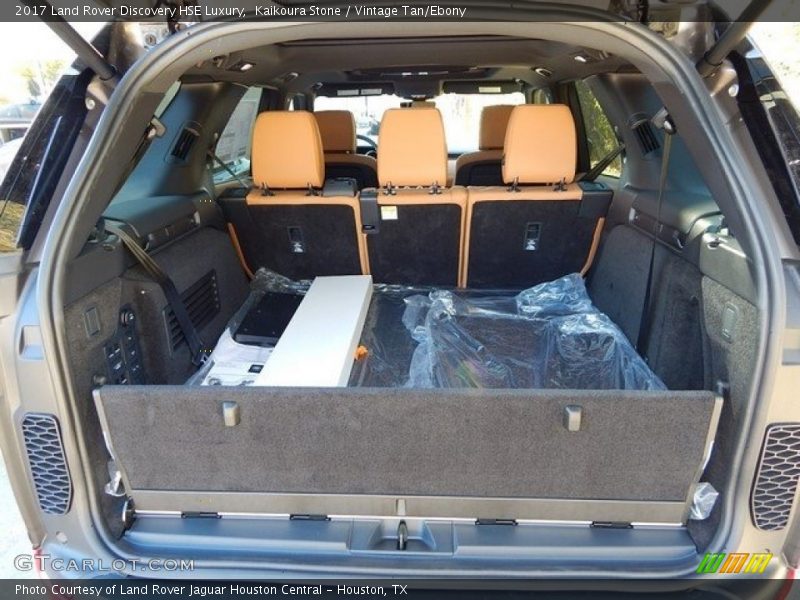Kaikoura Stone / Vintage Tan/Ebony 2017 Land Rover Discovery HSE Luxury