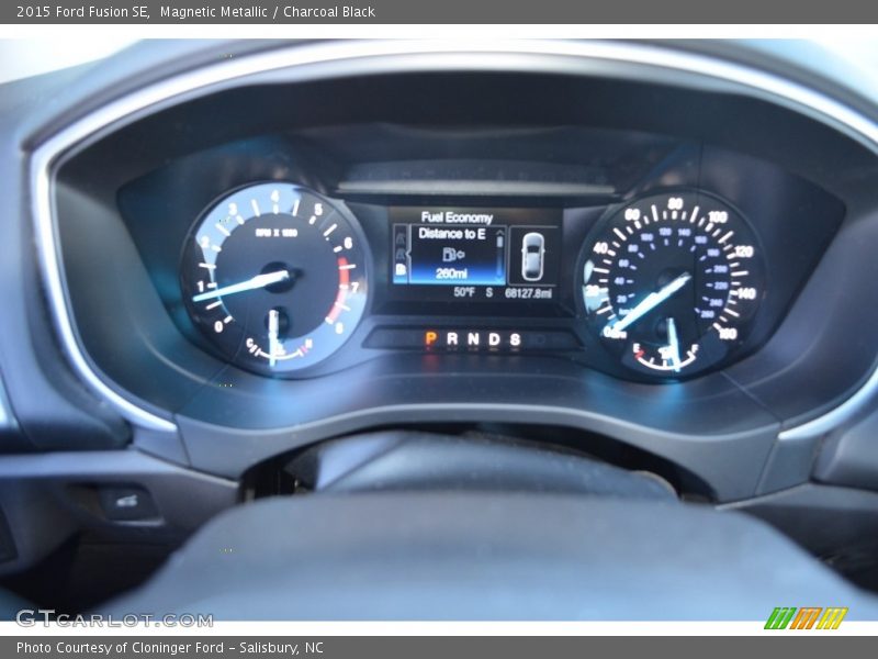 Magnetic Metallic / Charcoal Black 2015 Ford Fusion SE