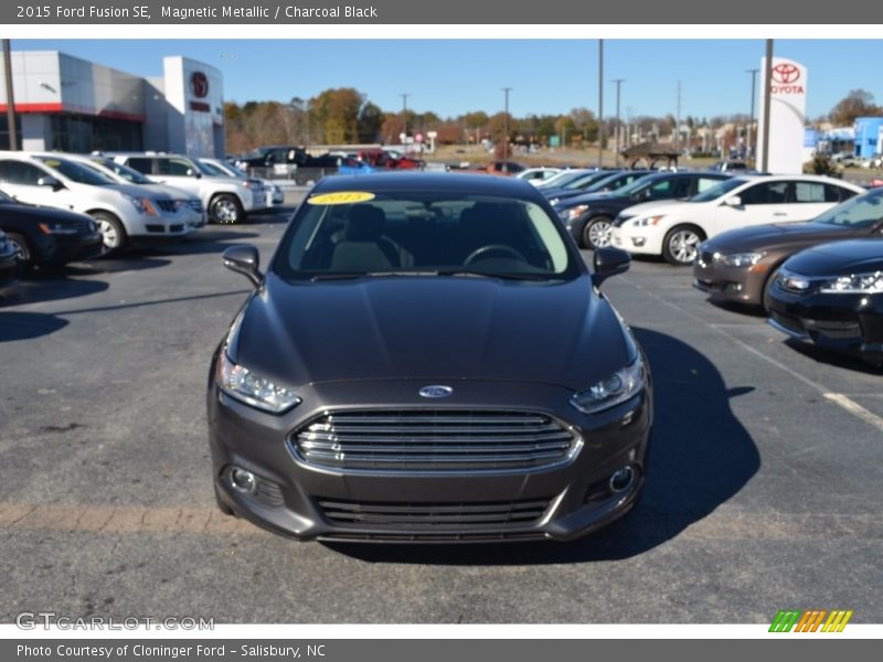 Magnetic Metallic / Charcoal Black 2015 Ford Fusion SE