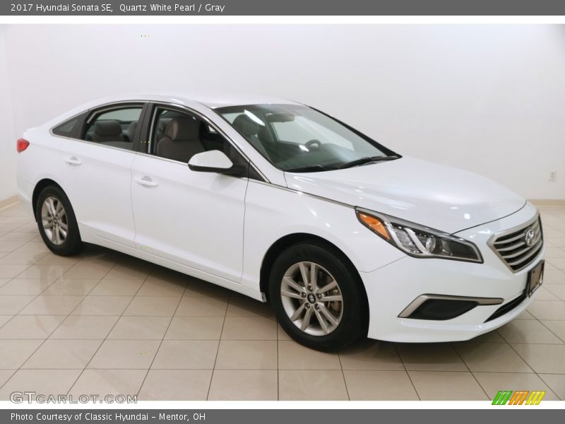 Quartz White Pearl / Gray 2017 Hyundai Sonata SE