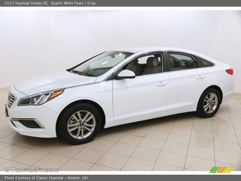 Quartz White Pearl / Gray 2017 Hyundai Sonata SE