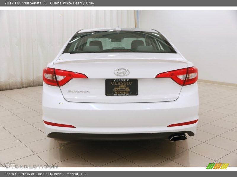 Quartz White Pearl / Gray 2017 Hyundai Sonata SE