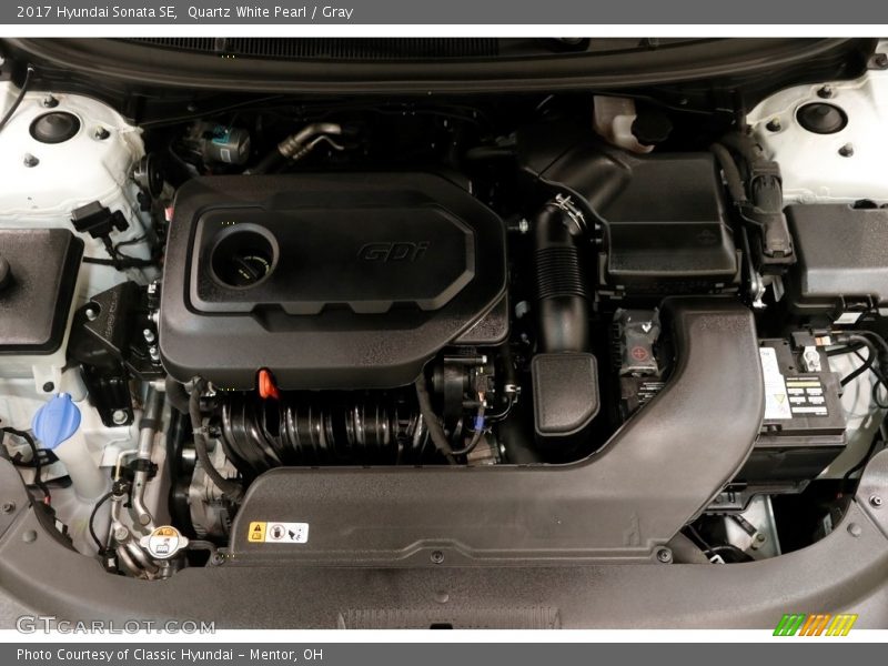 Quartz White Pearl / Gray 2017 Hyundai Sonata SE