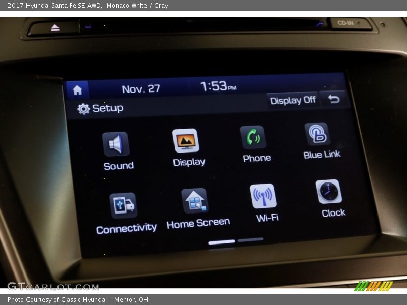 Monaco White / Gray 2017 Hyundai Santa Fe SE AWD
