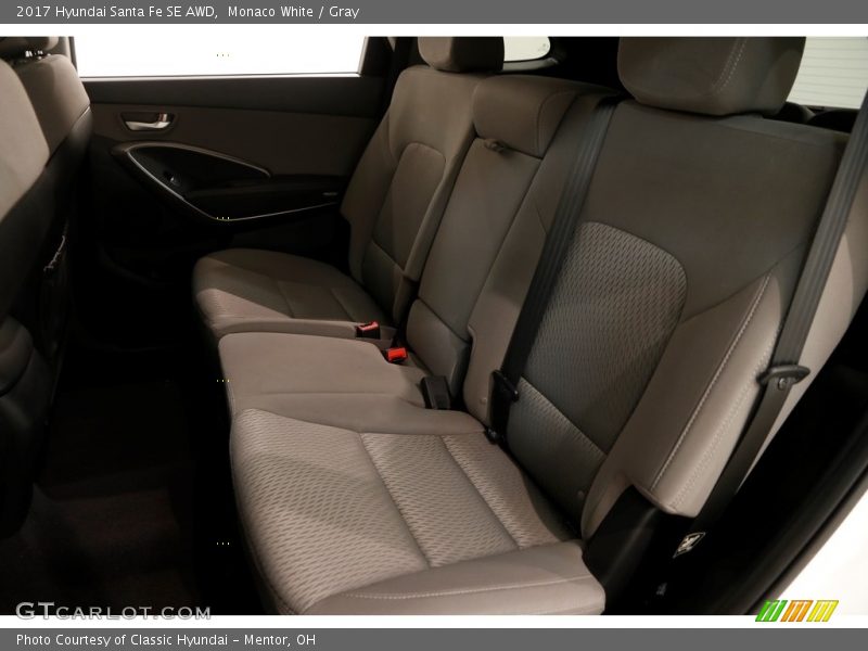 Monaco White / Gray 2017 Hyundai Santa Fe SE AWD