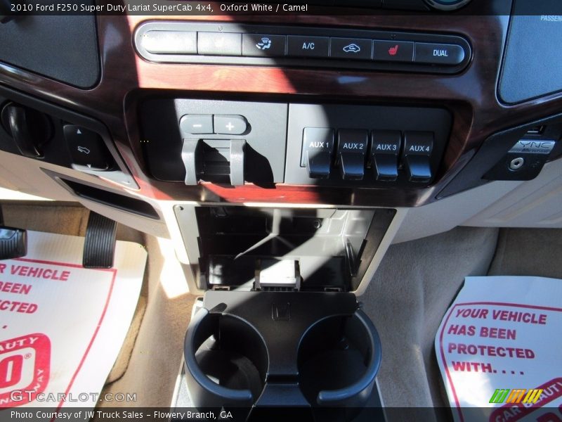 Oxford White / Camel 2010 Ford F250 Super Duty Lariat SuperCab 4x4