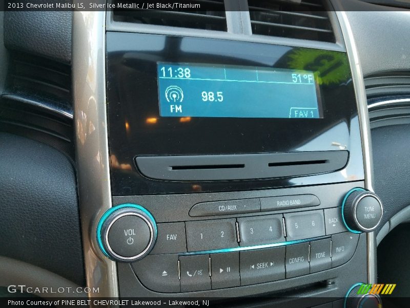 Silver Ice Metallic / Jet Black/Titanium 2013 Chevrolet Malibu LS