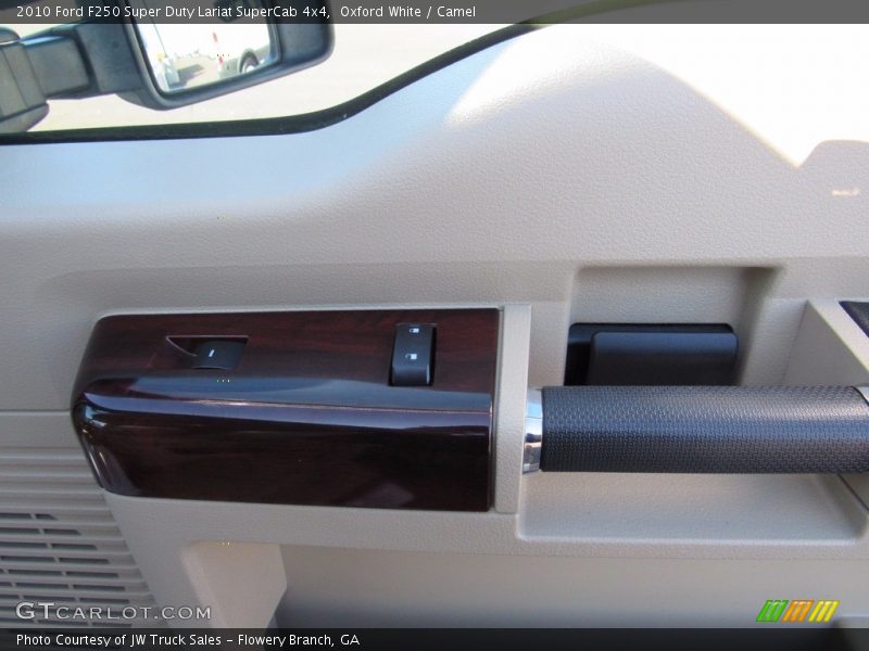 Oxford White / Camel 2010 Ford F250 Super Duty Lariat SuperCab 4x4