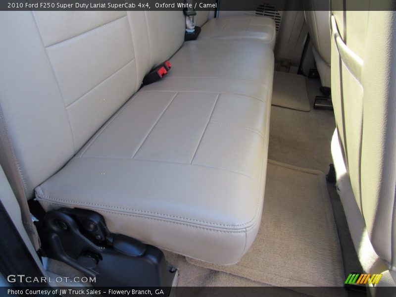 Oxford White / Camel 2010 Ford F250 Super Duty Lariat SuperCab 4x4