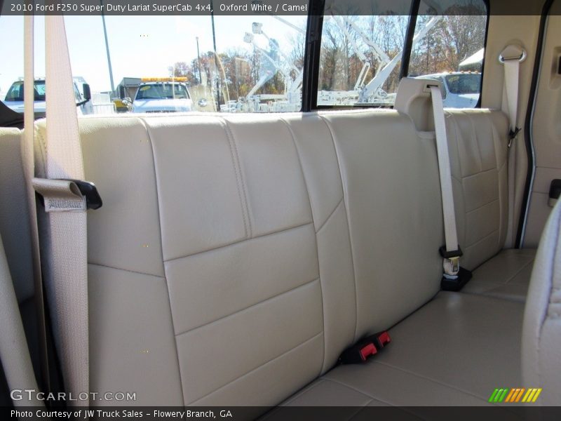 Oxford White / Camel 2010 Ford F250 Super Duty Lariat SuperCab 4x4
