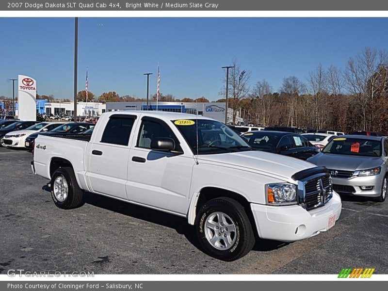Bright White / Medium Slate Gray 2007 Dodge Dakota SLT Quad Cab 4x4