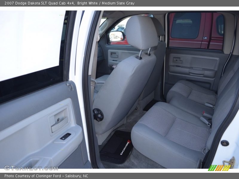 Bright White / Medium Slate Gray 2007 Dodge Dakota SLT Quad Cab 4x4