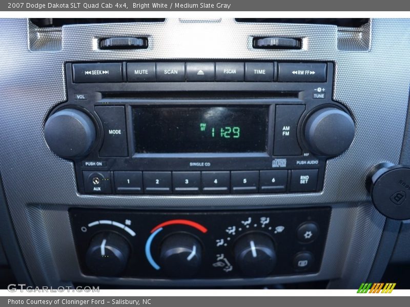 Bright White / Medium Slate Gray 2007 Dodge Dakota SLT Quad Cab 4x4