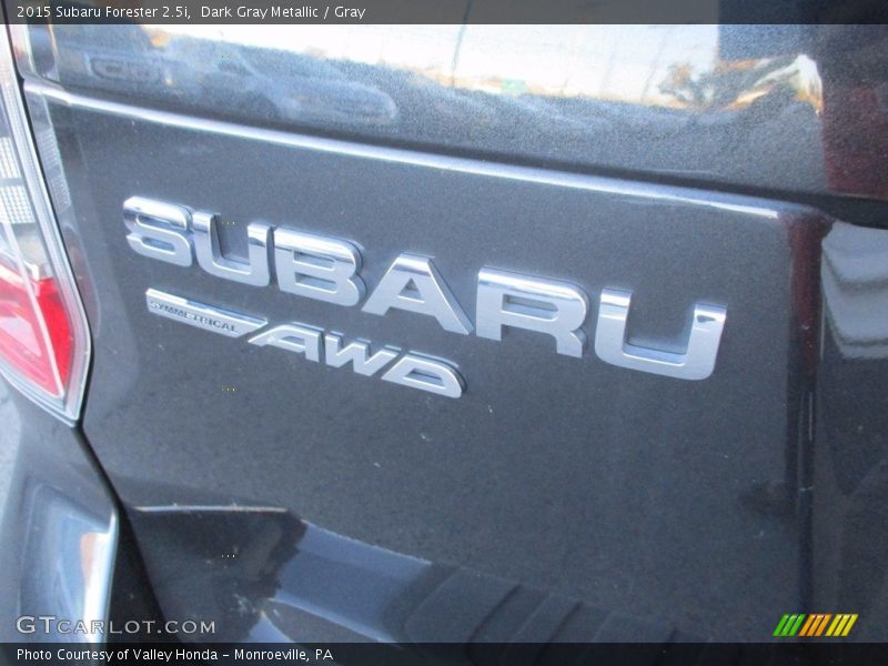 Dark Gray Metallic / Gray 2015 Subaru Forester 2.5i