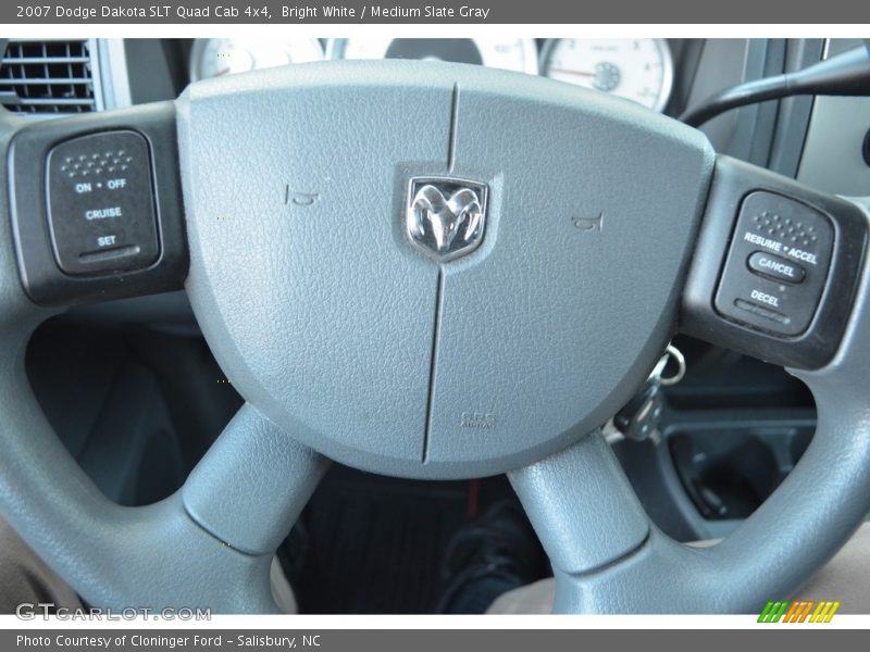 Bright White / Medium Slate Gray 2007 Dodge Dakota SLT Quad Cab 4x4