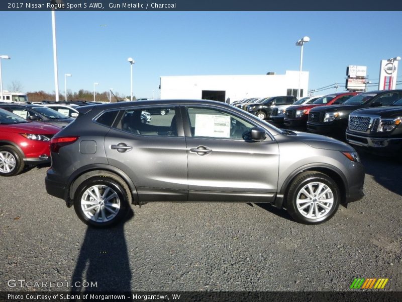 Gun Metallic / Charcoal 2017 Nissan Rogue Sport S AWD