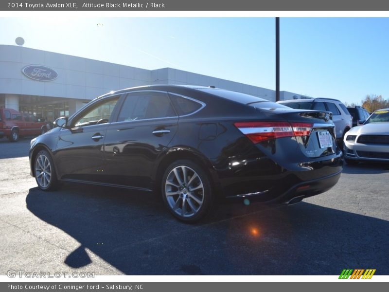 Attitude Black Metallic / Black 2014 Toyota Avalon XLE