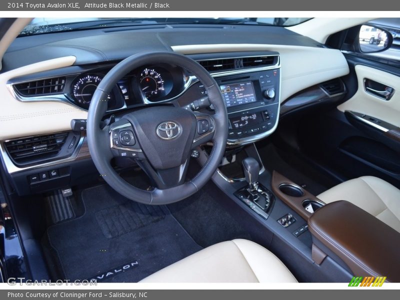 Attitude Black Metallic / Black 2014 Toyota Avalon XLE