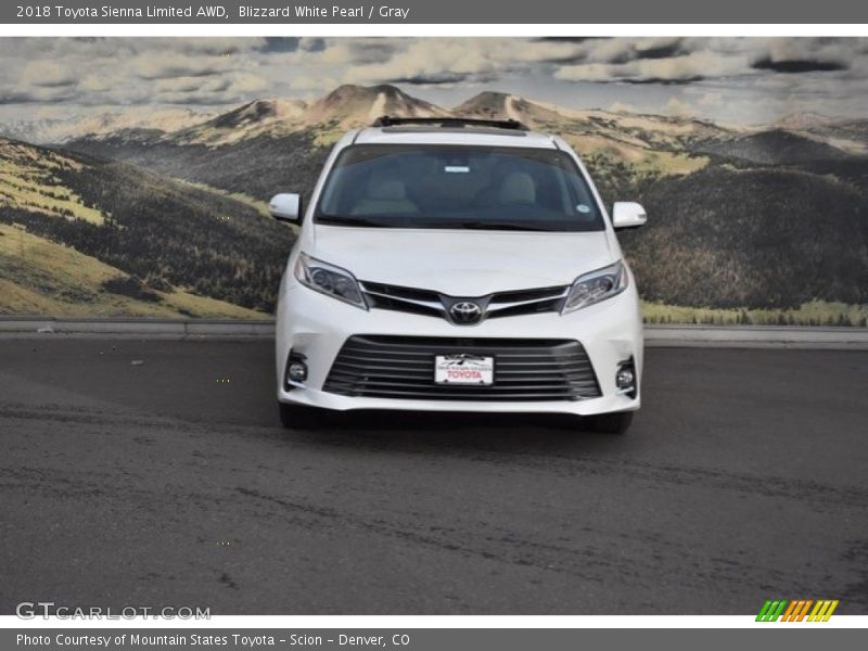 Blizzard White Pearl / Gray 2018 Toyota Sienna Limited AWD