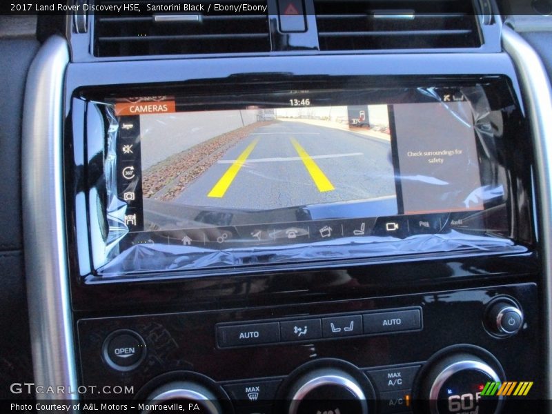 Santorini Black / Ebony/Ebony 2017 Land Rover Discovery HSE