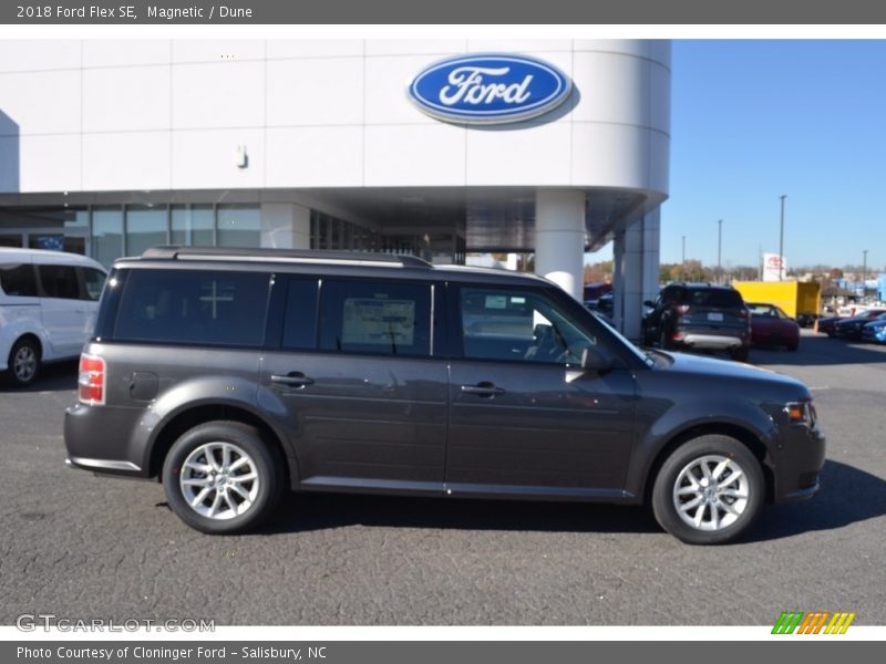 Magnetic / Dune 2018 Ford Flex SE