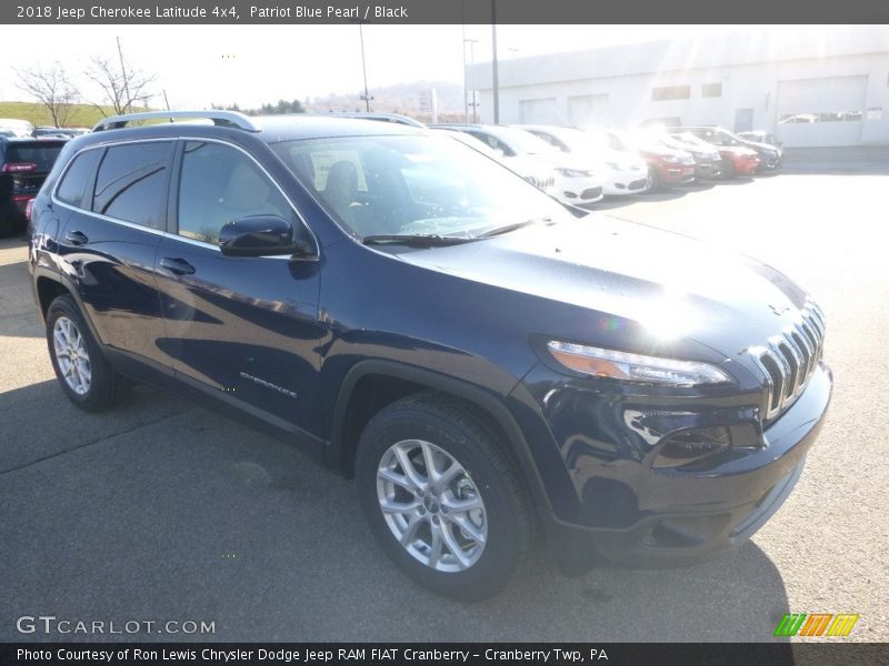 Patriot Blue Pearl / Black 2018 Jeep Cherokee Latitude 4x4
