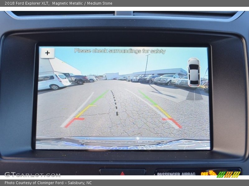 Magnetic Metallic / Medium Stone 2018 Ford Explorer XLT