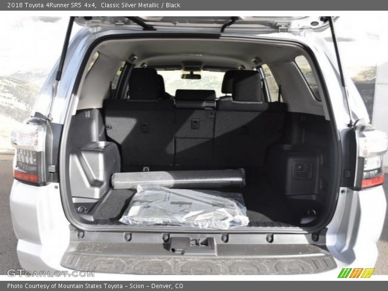 Classic Silver Metallic / Black 2018 Toyota 4Runner SR5 4x4