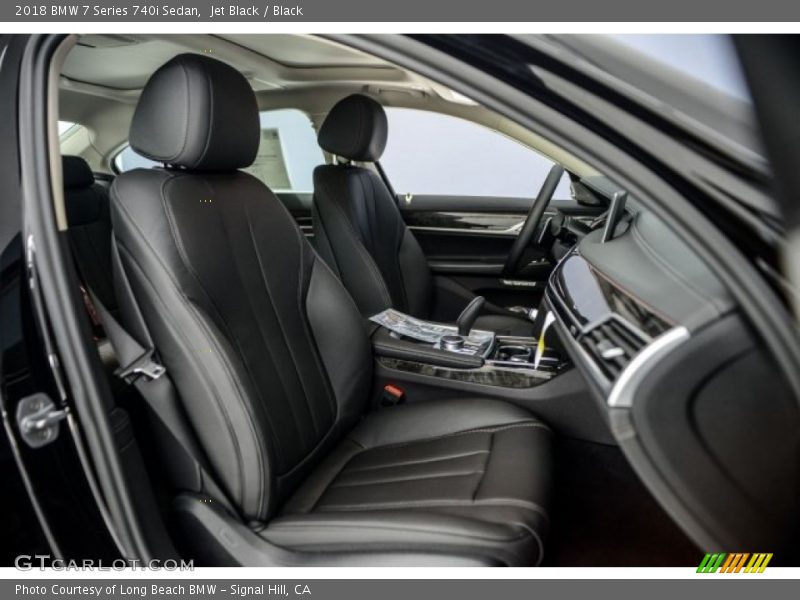 Jet Black / Black 2018 BMW 7 Series 740i Sedan