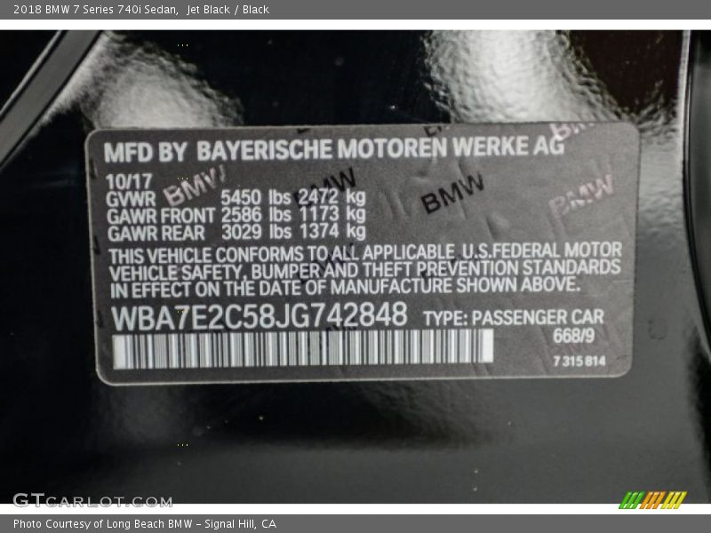 Jet Black / Black 2018 BMW 7 Series 740i Sedan