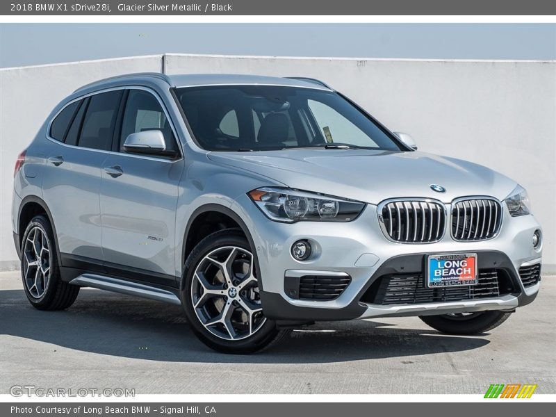 Glacier Silver Metallic / Black 2018 BMW X1 sDrive28i