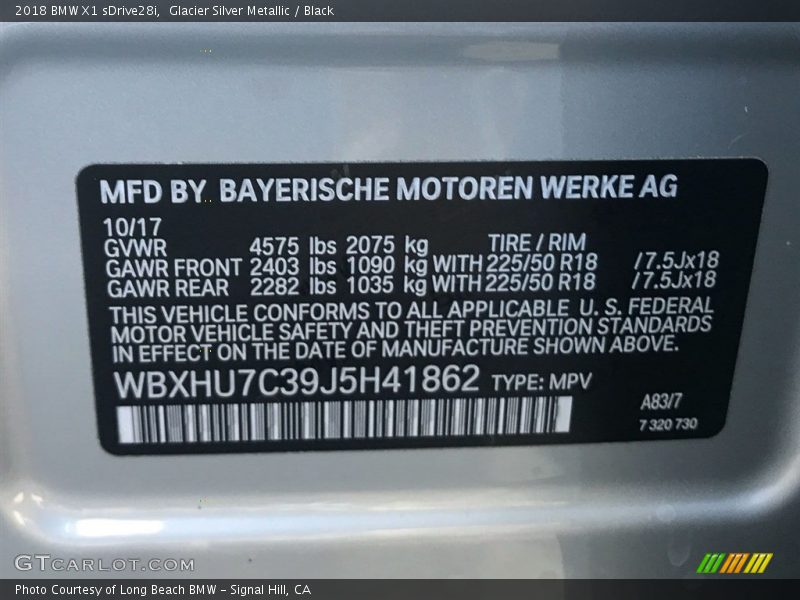 Glacier Silver Metallic / Black 2018 BMW X1 sDrive28i