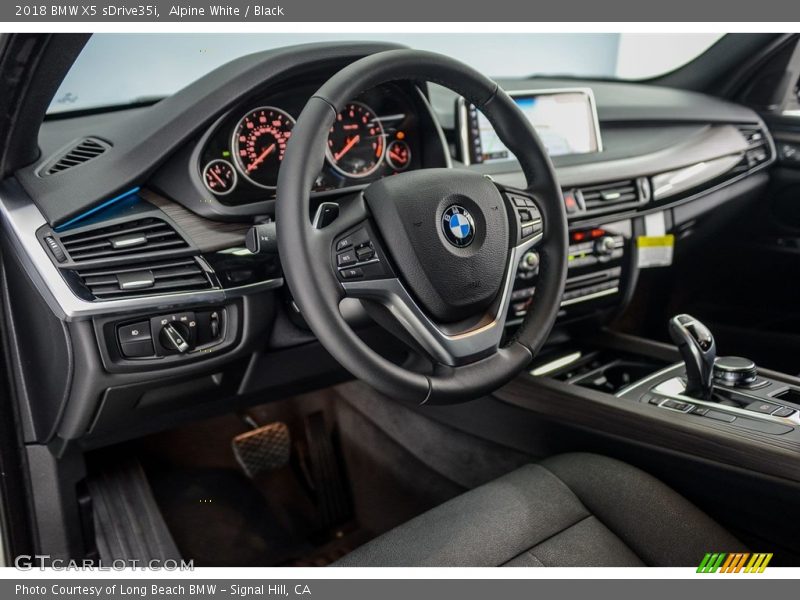 Alpine White / Black 2018 BMW X5 sDrive35i