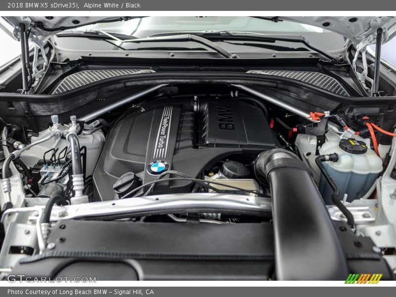 Alpine White / Black 2018 BMW X5 sDrive35i